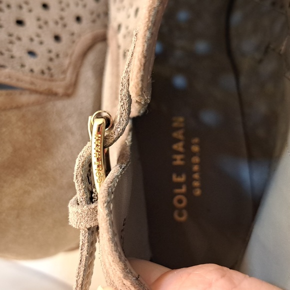 Cole Haan suede zip women's booties size 7.5 - Picture 4 of 7